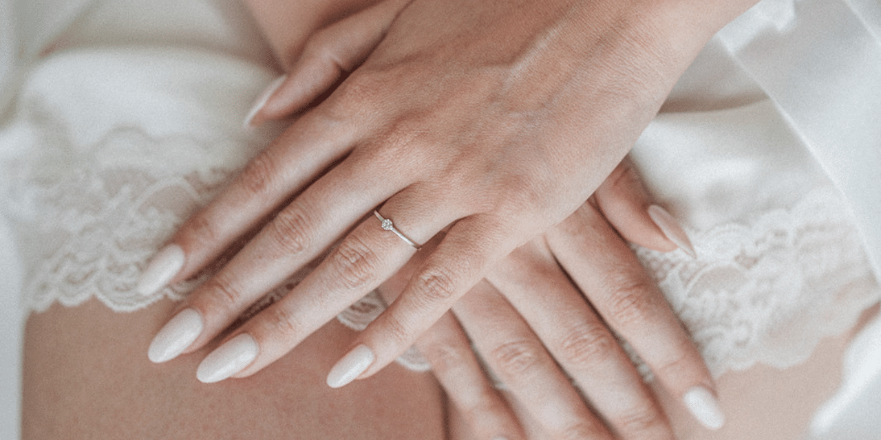 Manicuras para novias: detalles que hablan de ti